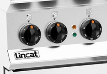 Lincat 4-Plate Electric Range OE8010 control knobs