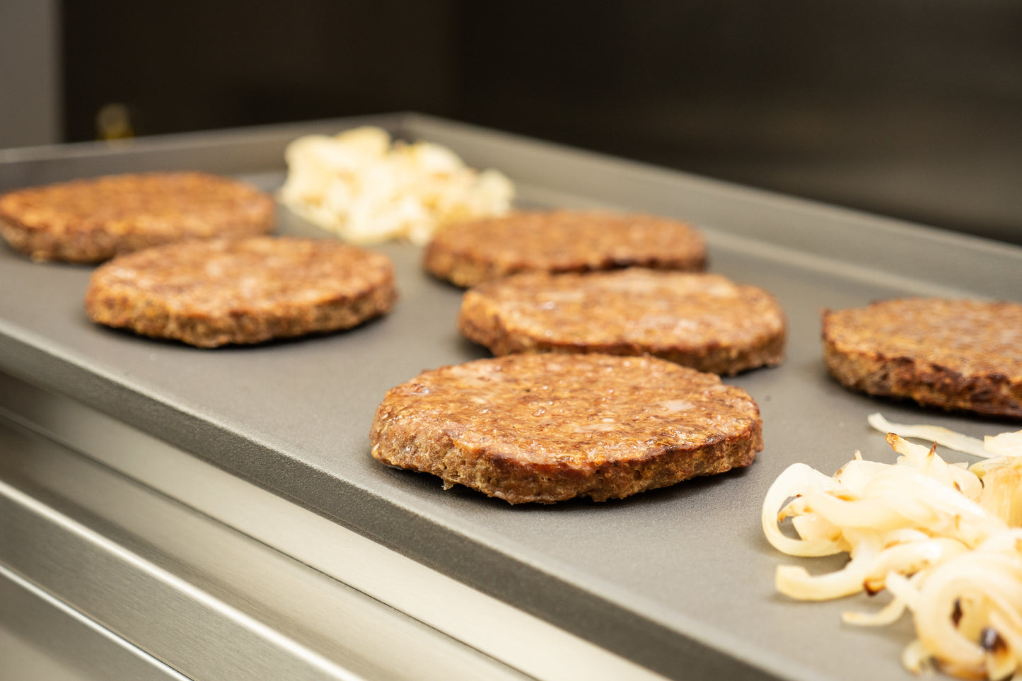 Lincat Electric Griddle LGR2 cooking burgers