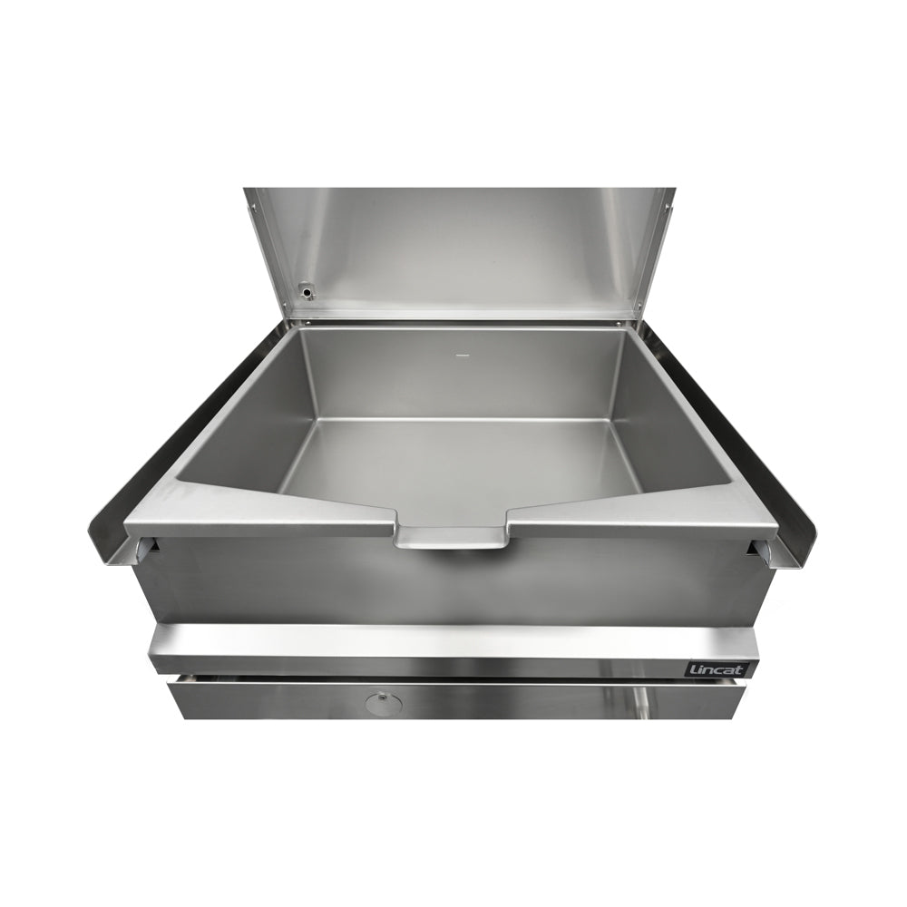 Lincat Gas Bratt Pan PHGBP80 inside the pan